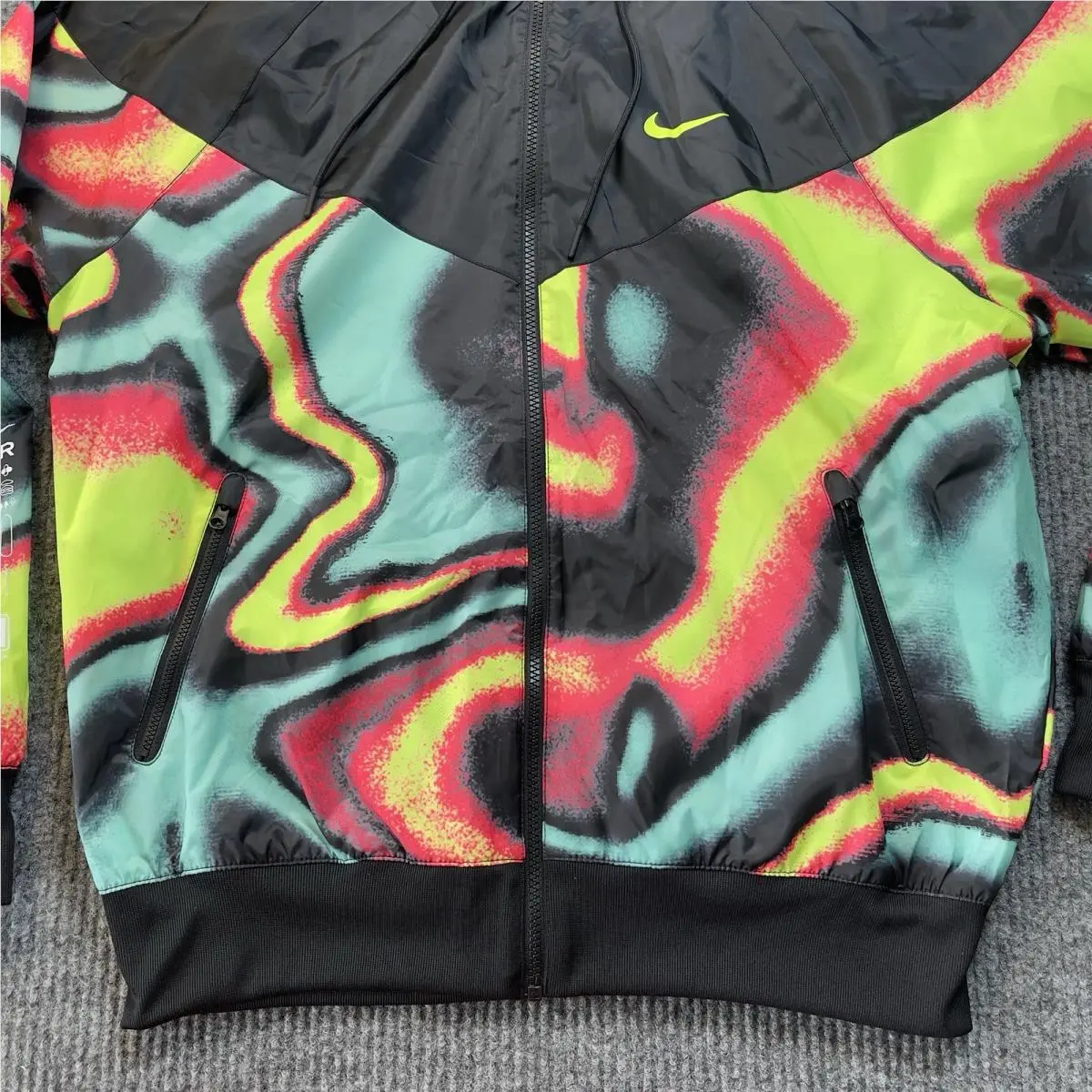 Nike clothing - Nike Max Volume Windrunner - Max Volume Windrunner - Black 2