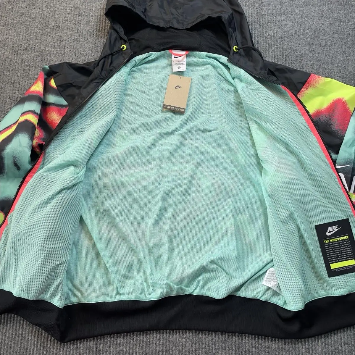 Nike clothing - Nike Max Volume Windrunner - Max Volume Windrunner - Black 5
