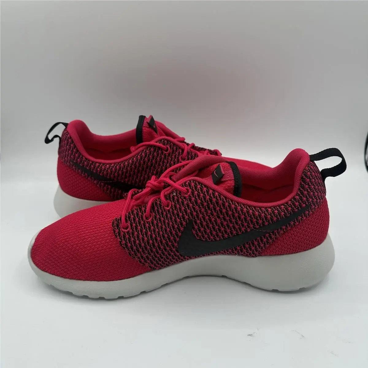 Nike shoes - Nike Roshe Run - Roshe Run - 511881-662 - Pink (UPC: 0883412333252) 1