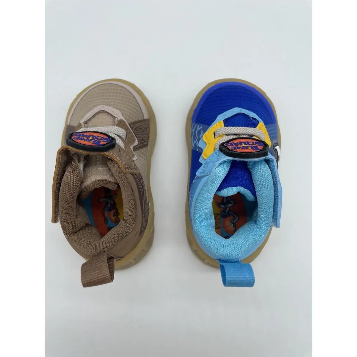 Nike shoes - Wile E. vs Roadrunner - Wile Roadrunner - Multicolor 2