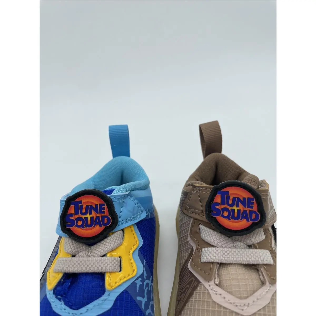 Nike shoes - Wile E. vs Roadrunner - Wile Roadrunner - Multicolor 3