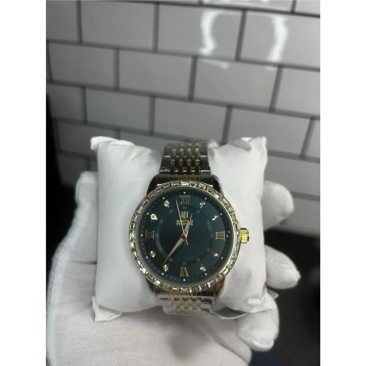Montres Prestige X Invicta MPW-0242 - Men`s Watch - Gold/silver /green
