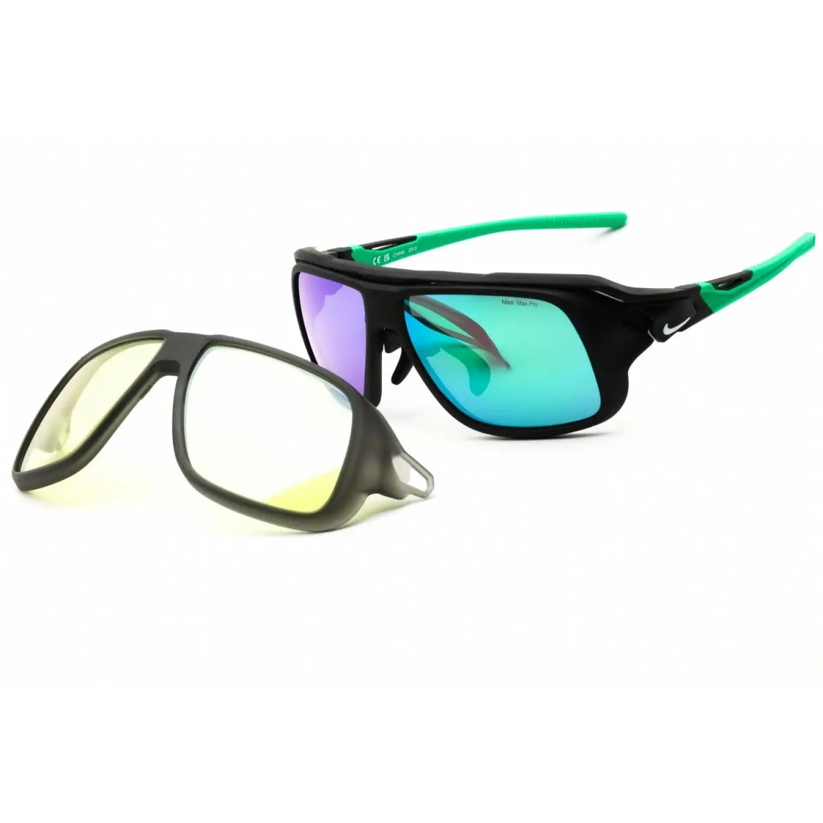Nike Flyfree Soar EV24001-011 Sunglasses 59mm - Frame: MATTE BLACK - GREN MIR, Lens: LOW L