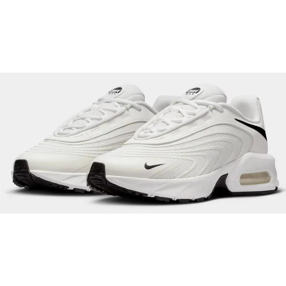 Nike Women`s 7 Air Max Fire Summit White/black Low Top Lace-up Mesh Trainers