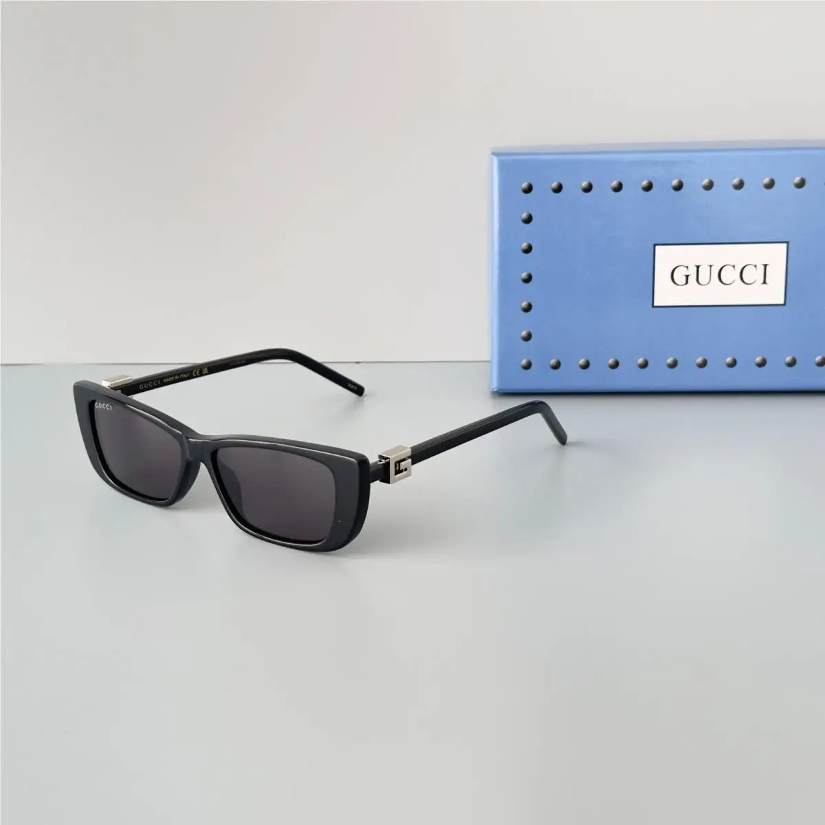 GG1681S 001 Black Gray Rectangle Sunglasses w/ Box by Gucci
