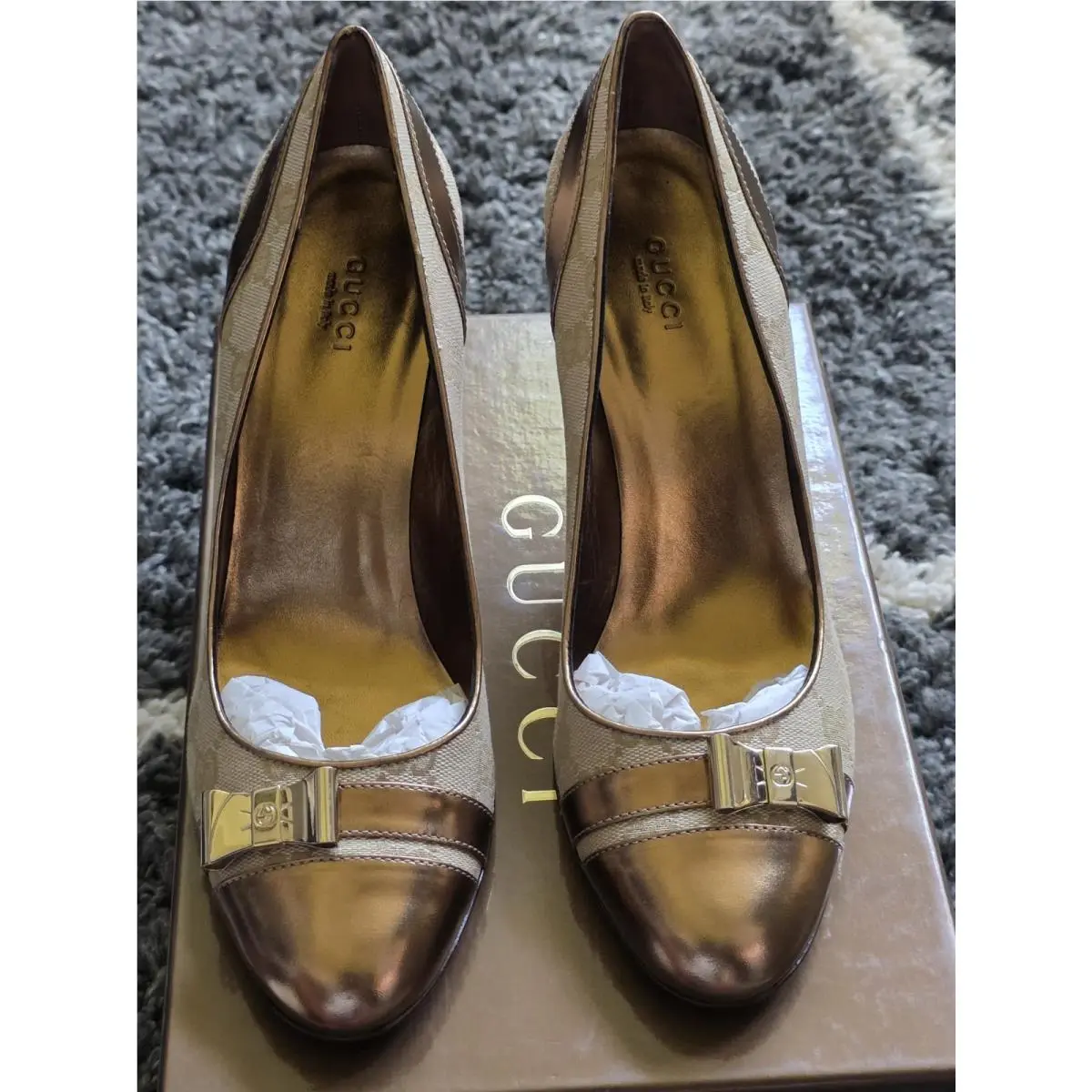 Gucci Monogram Heel Shoes with Gold Bow Classic Timelesshoes Size 39.5C