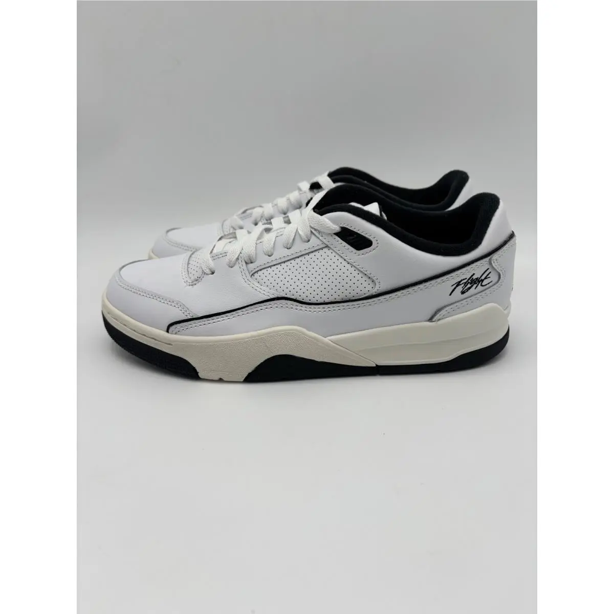 Nike shoes - Jordan Flight Court - Flight Court - White 3