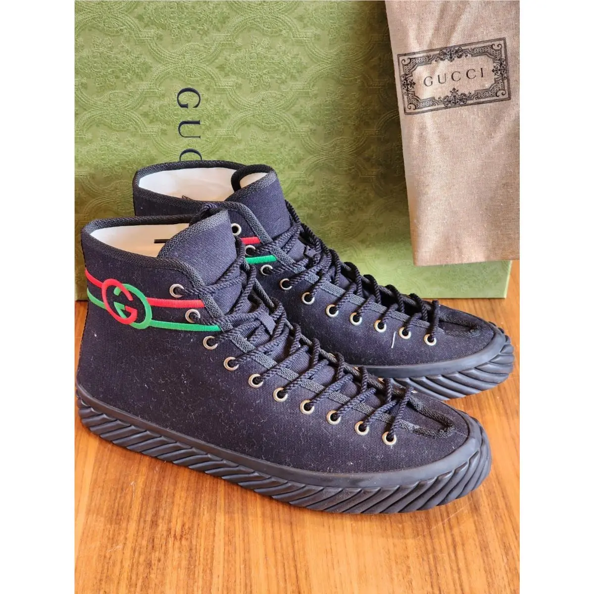Gucci Men`s High Top Interlocking G Sneakers G 10 / US 11