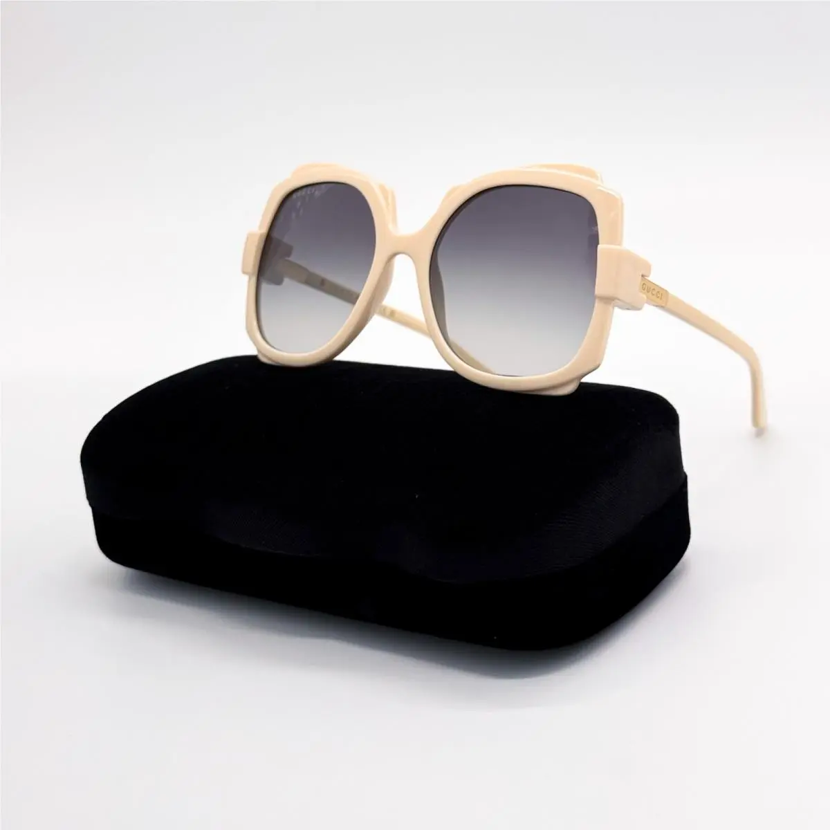 White Gray Women Oversized Sunglasses GG1431S 004 by Gucci