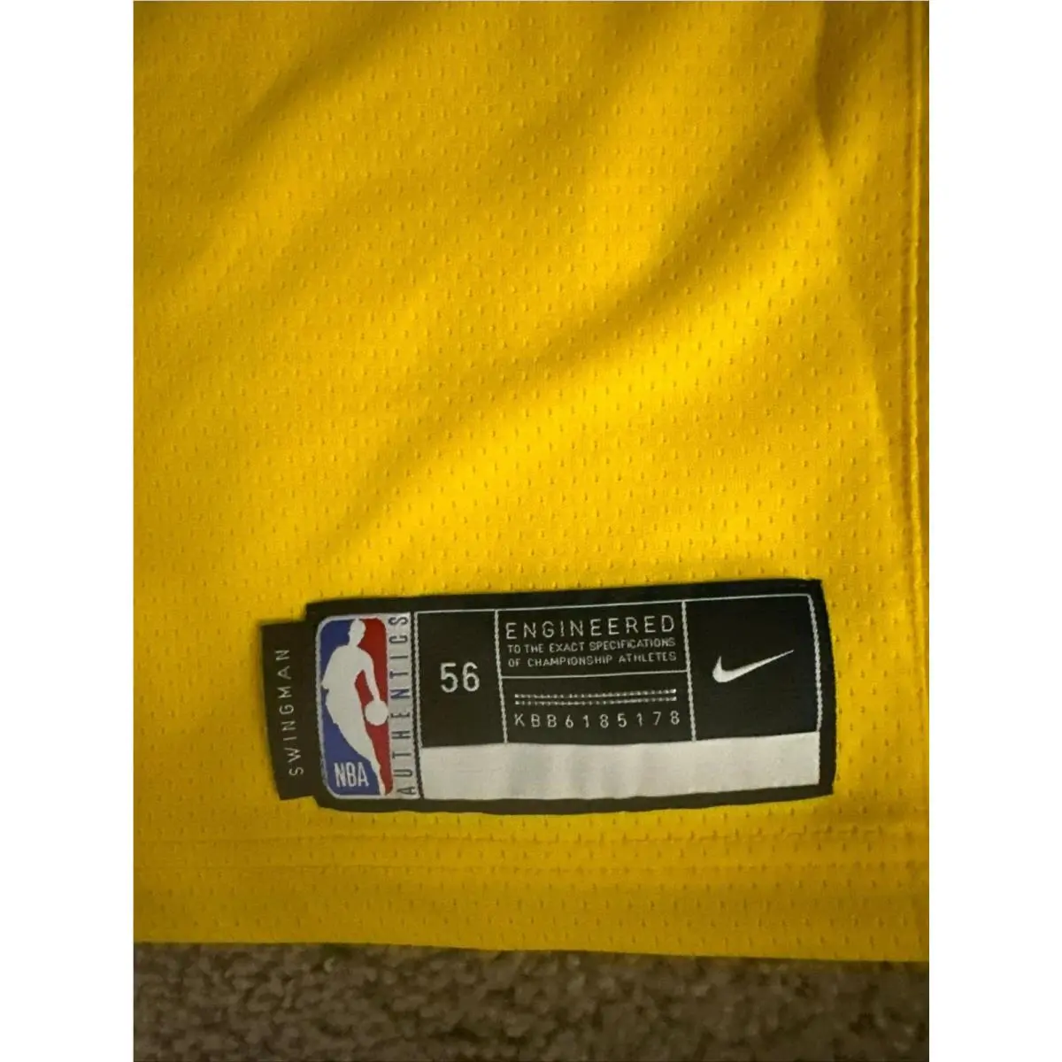 Nike clothing - NA - Yellow 1
