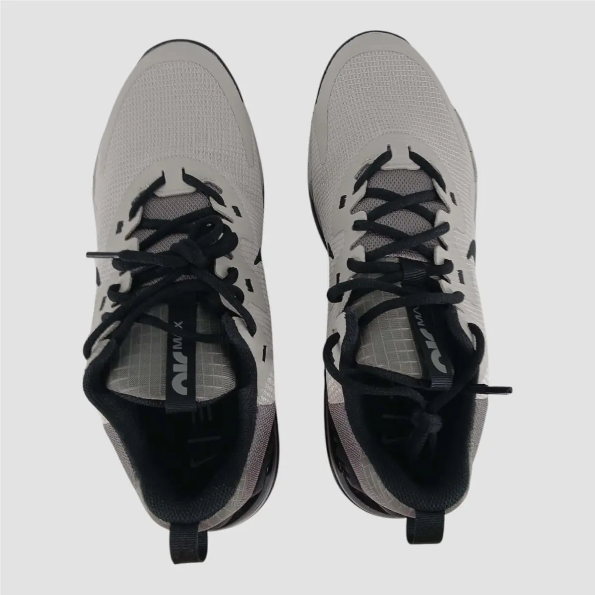 Nike shoes - As in Pic 3