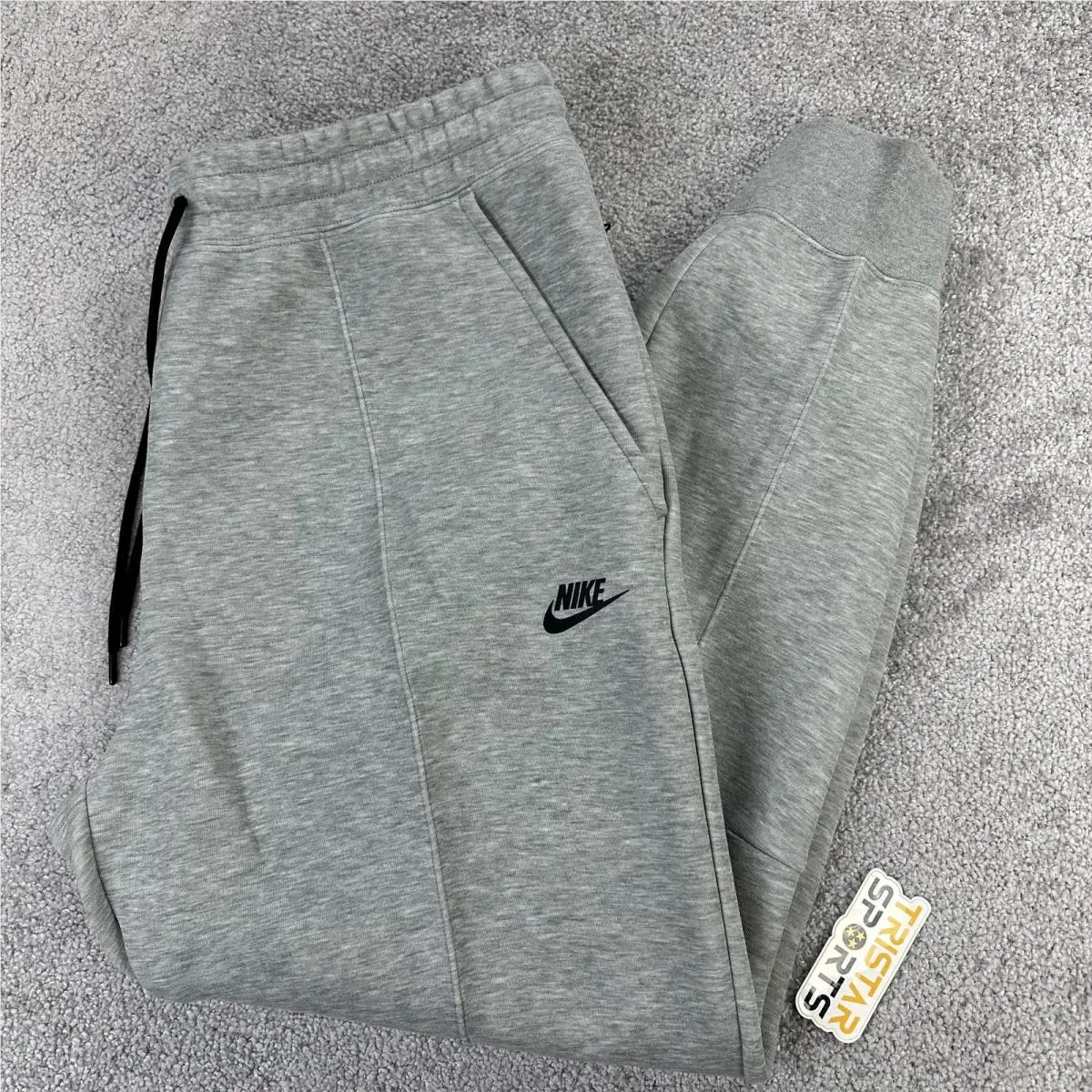 Nike Tech Fleece Pants Womens XL Gray Standard Fit Mid Rise Joggers Sweatpants