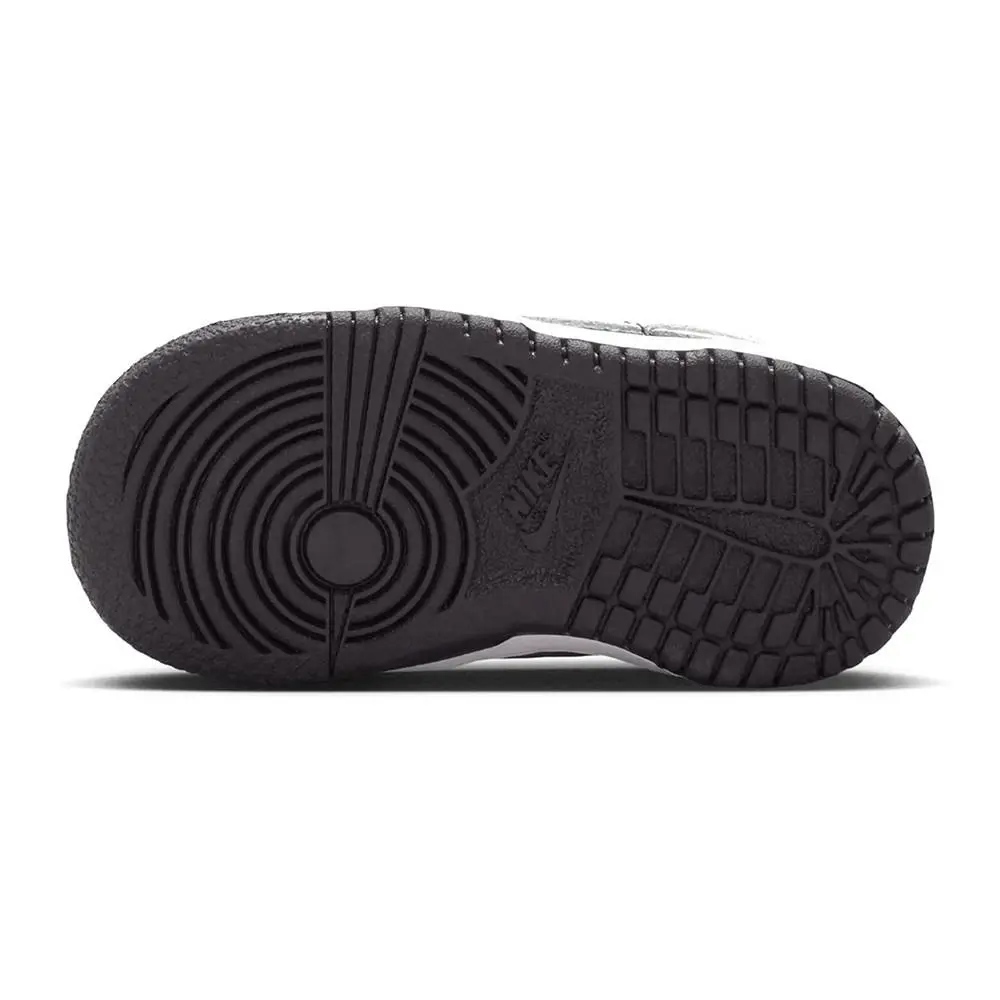 Nike shoes - FB9107 010 - FB9107 010 - Black/Platinum Tint (UPC: 198483547461) 2