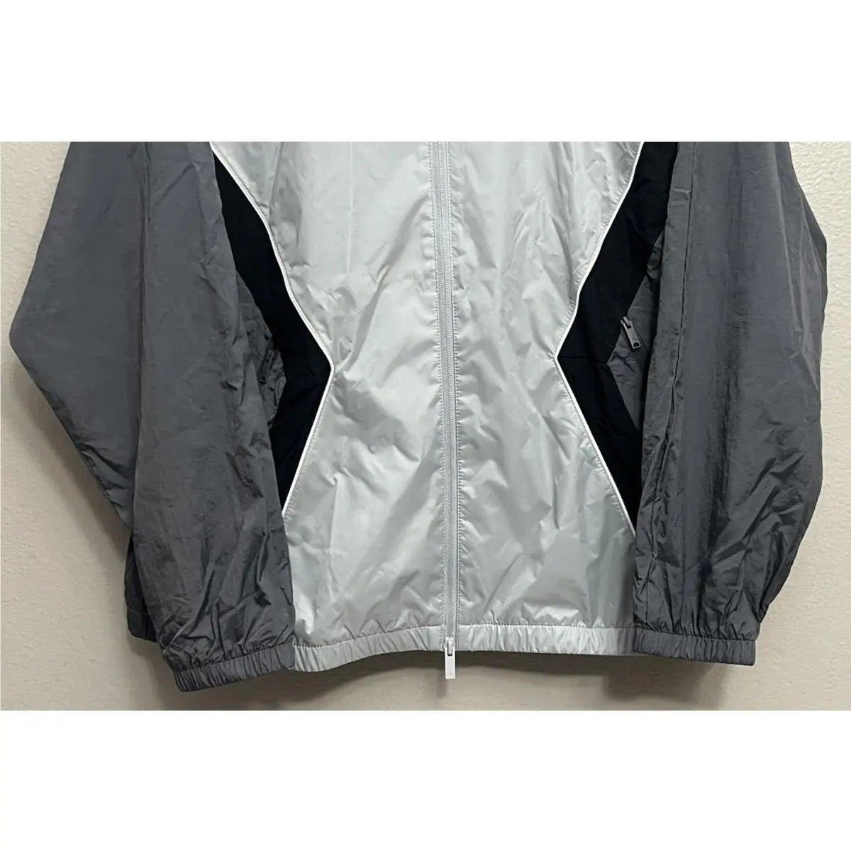 Nike clothing - Nike Air Jordan Brooklyn Hooded Draft Jacket - HF9333-077 - Light Smoke Grey (UPC: 198485284142) 1