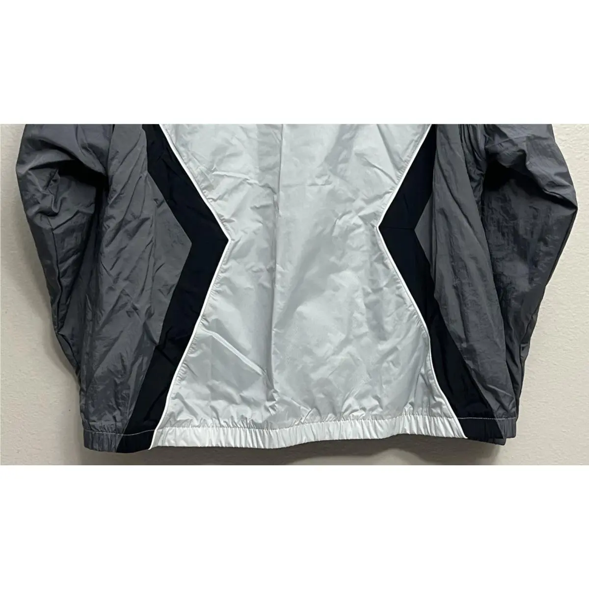 Nike clothing - Nike Air Jordan Brooklyn Hooded Draft Jacket - HF9333-077 - Light Smoke Grey (UPC: 198485284142) 5
