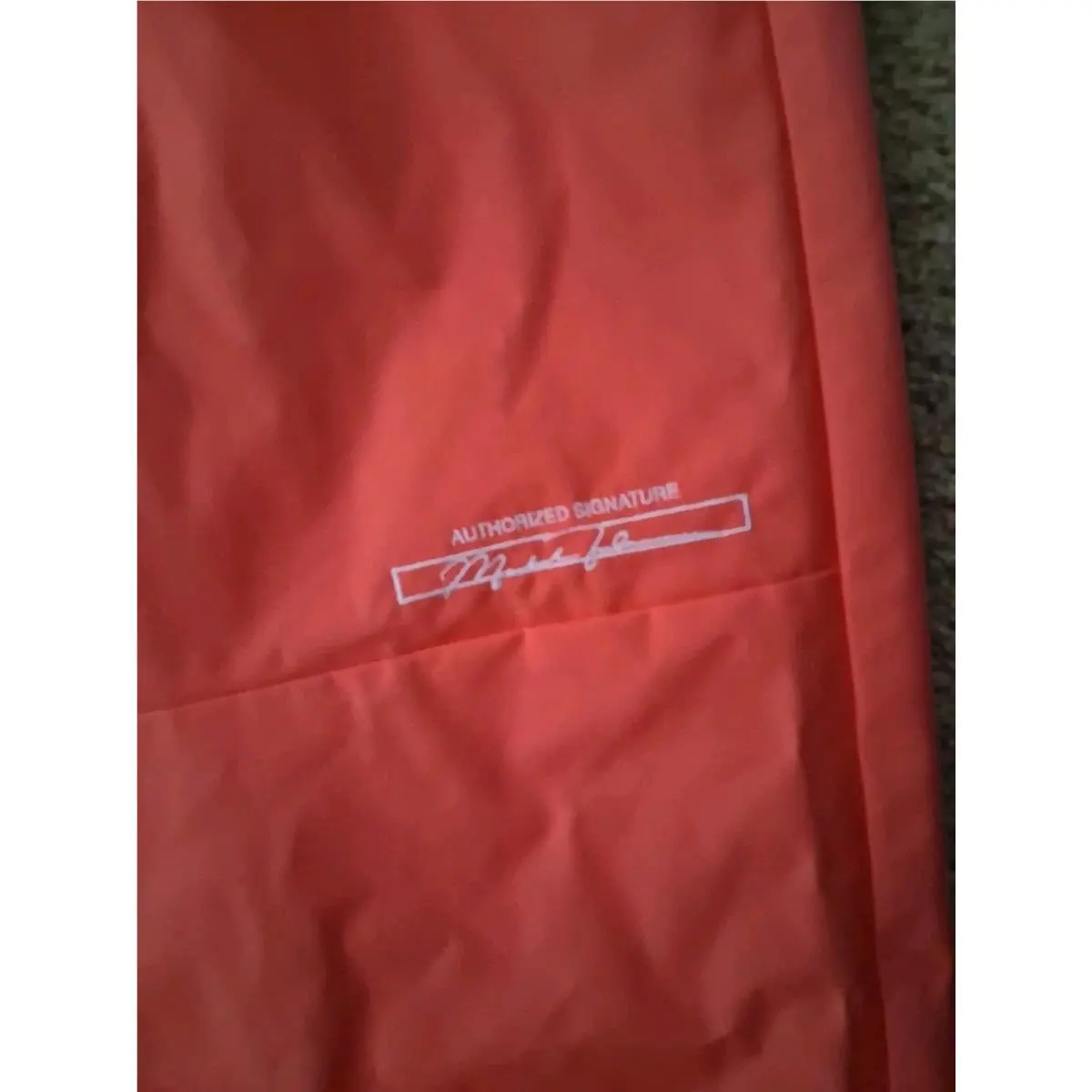Nike clothing - peach (UPC: 196156385310) 2
