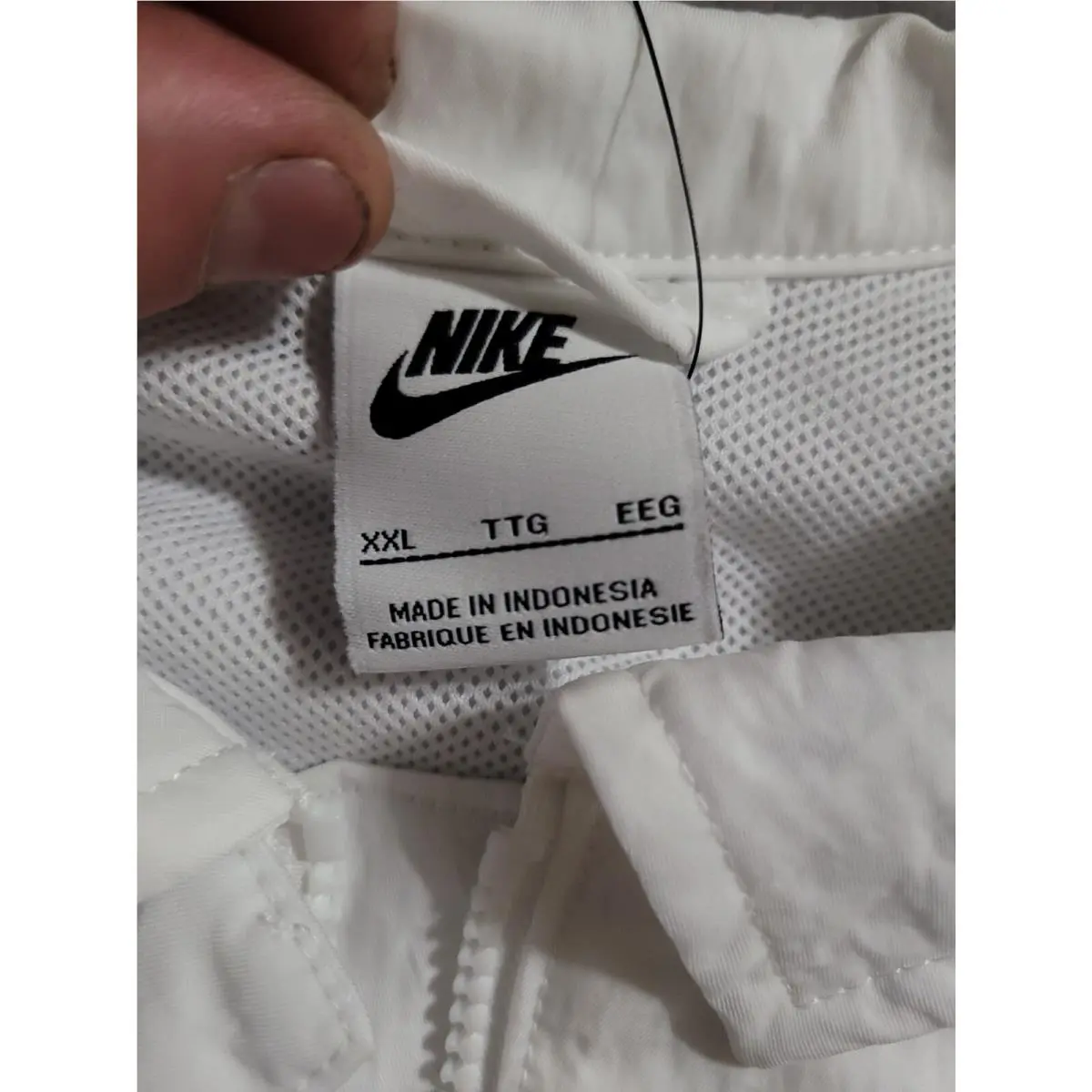 Nike clothing - DM6243-100 - DM6243-100 - White (UPC: 195245627812) 2