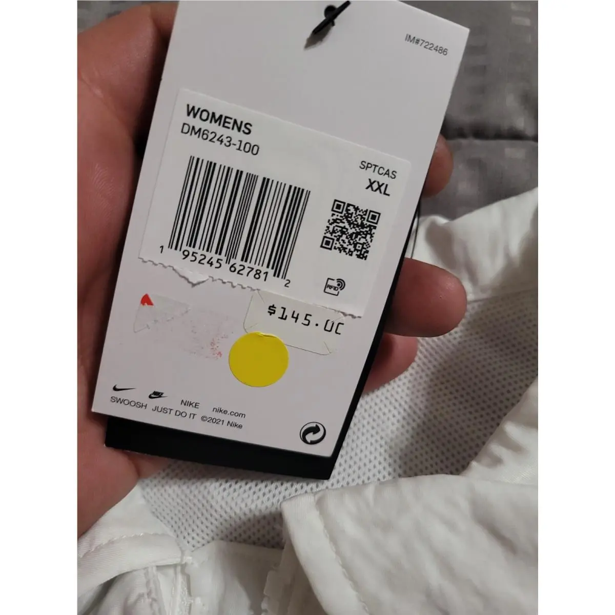 Nike clothing - DM6243-100 - DM6243-100 - White (UPC: 195245627812) 3
