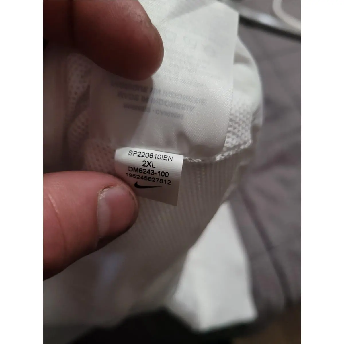 Nike clothing - DM6243-100 - DM6243-100 - White (UPC: 195245627812) 5
