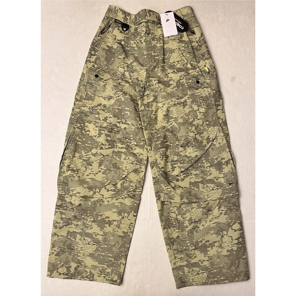 Nike clothing - Nike Cordura Tech Expand - Cordura Tech Expand - Green (UPC: 198487568578) 3