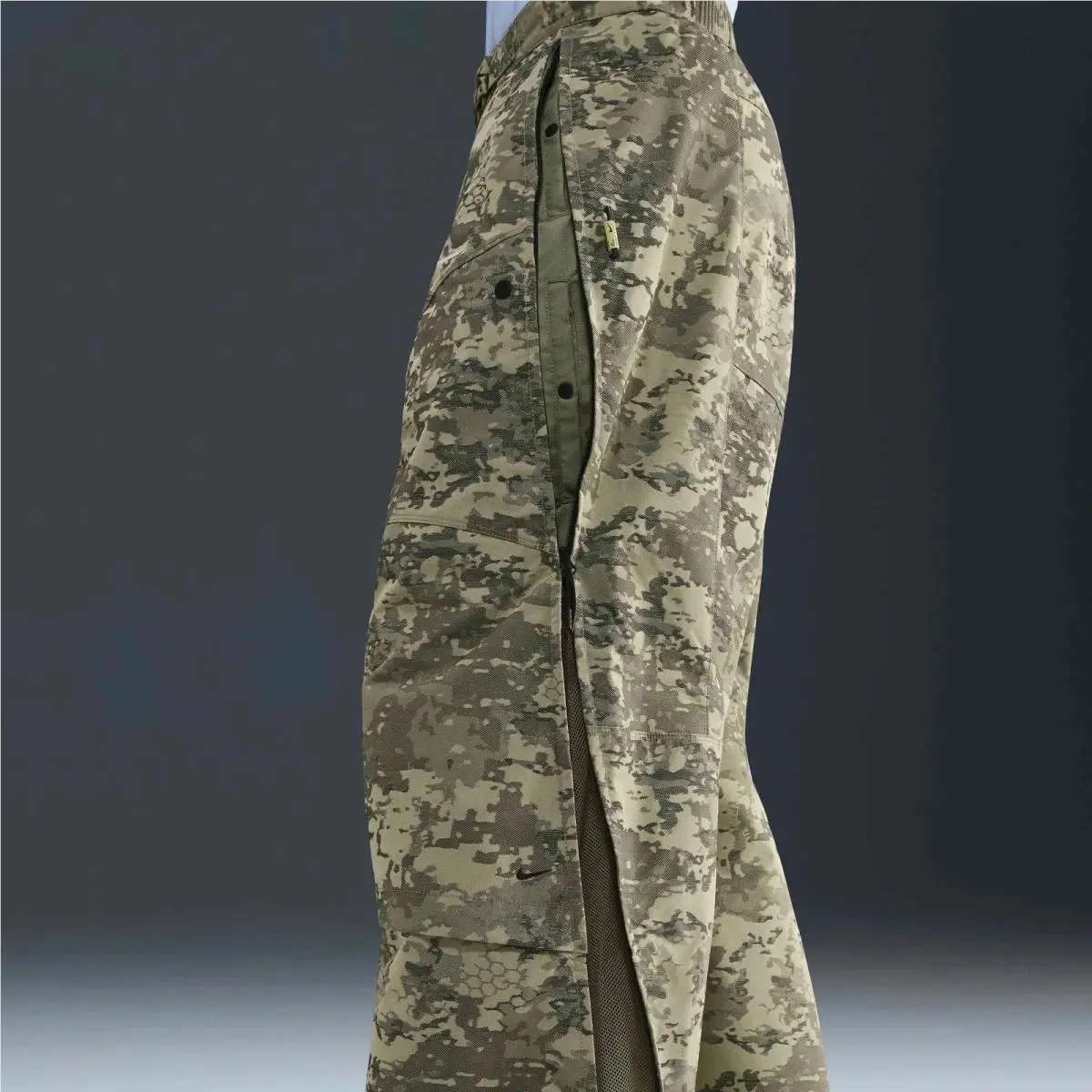 Nike clothing - Nike Cordura Tech Expand - Cordura Tech Expand - Green (UPC: 198487568578) 5