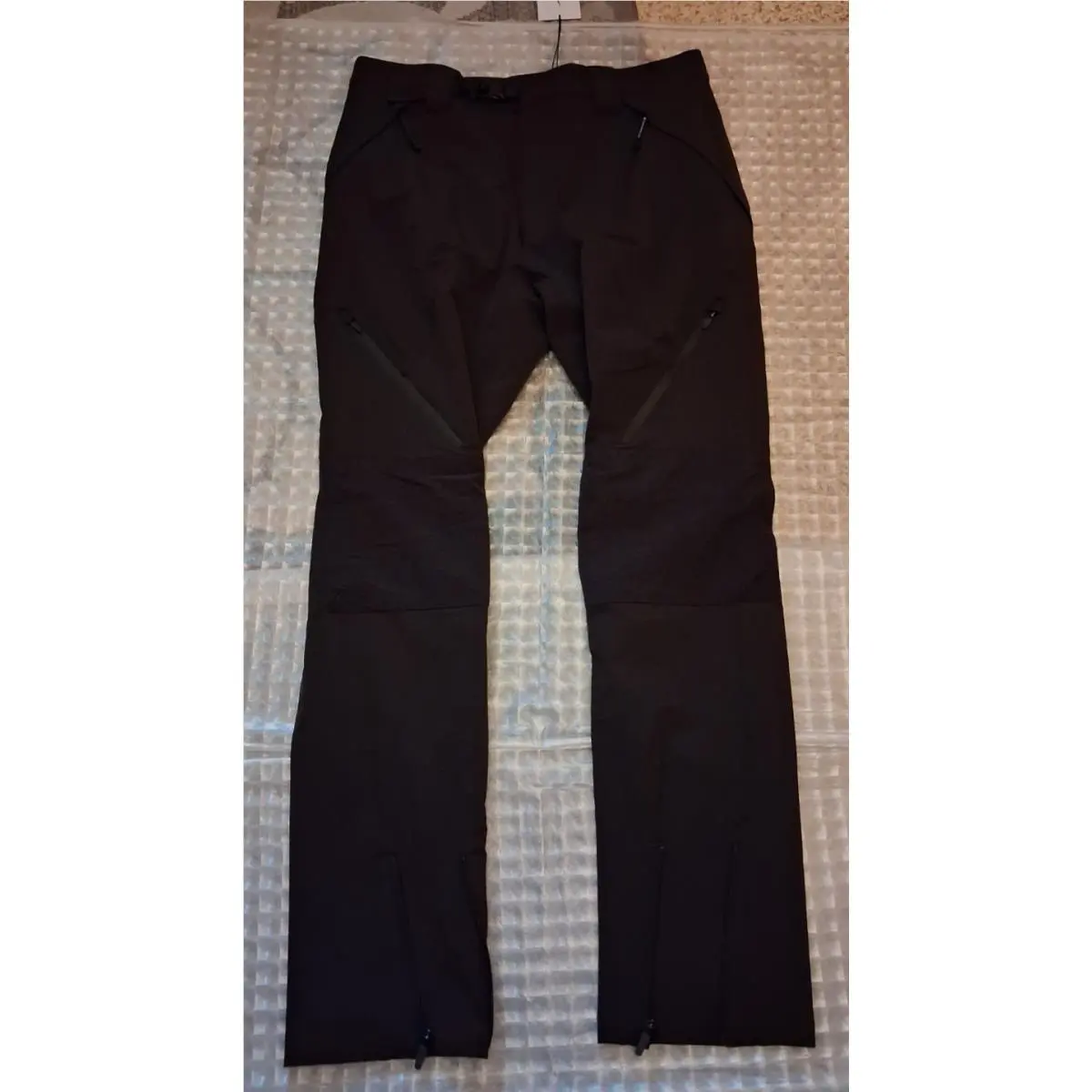 Cactus Jack by Nike Size L Mostly Zip Pockets Pants Tags Say Soft Cactus