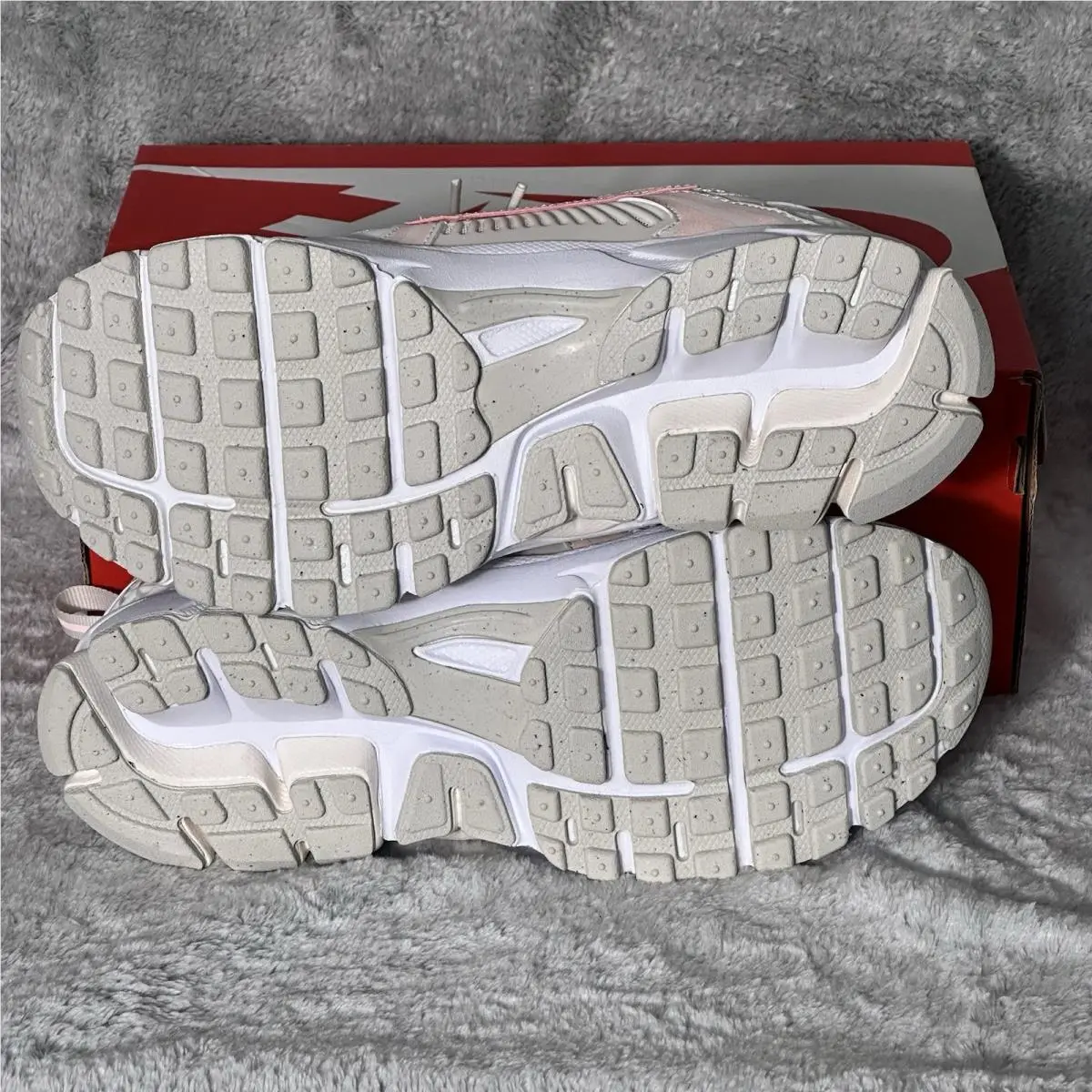 Nike shoes - Vomero 5 Gs - Vomero - HF6998-003 - Ivory 5