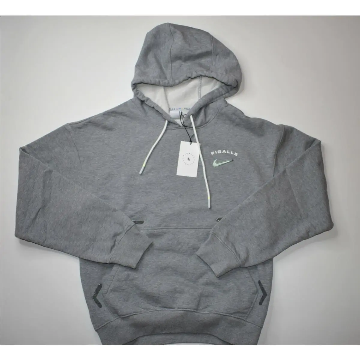 Nike clothing - Gray, Manufacturer: Black 0