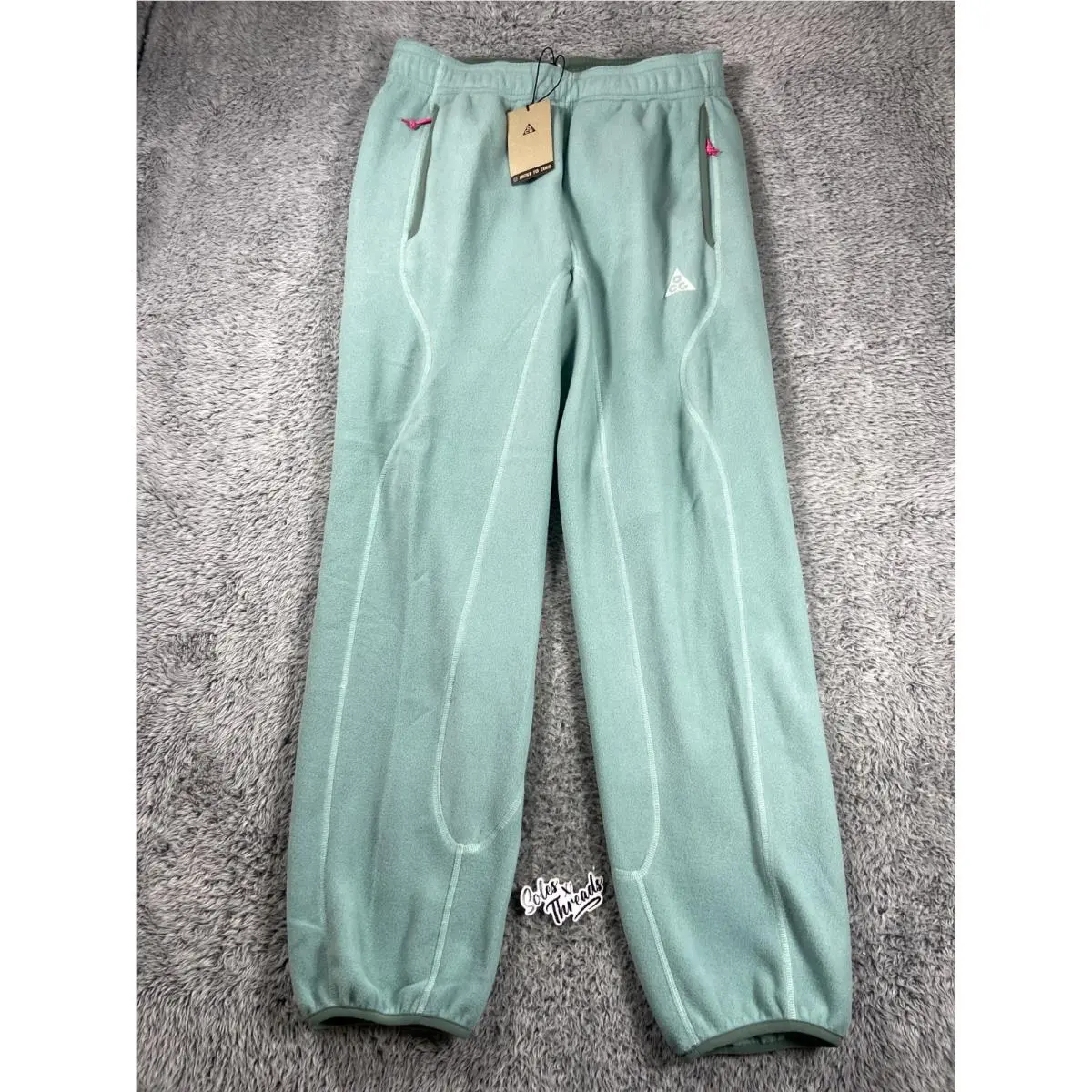 Nike Acg Wolf Tree Pants Size Medium Men Cannon Clay Green HV1123-017