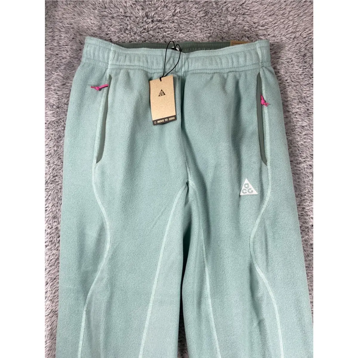 Nike clothing - Nike ACG Wolf Tree - ACG Wolf Tree - Green 3