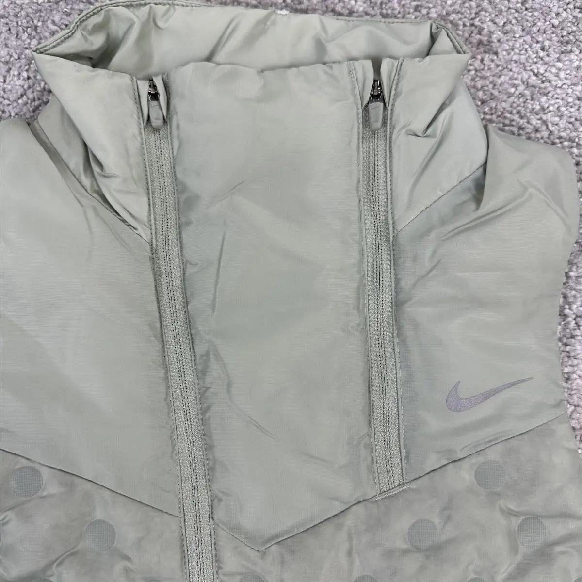 Nike clothing - Green 1