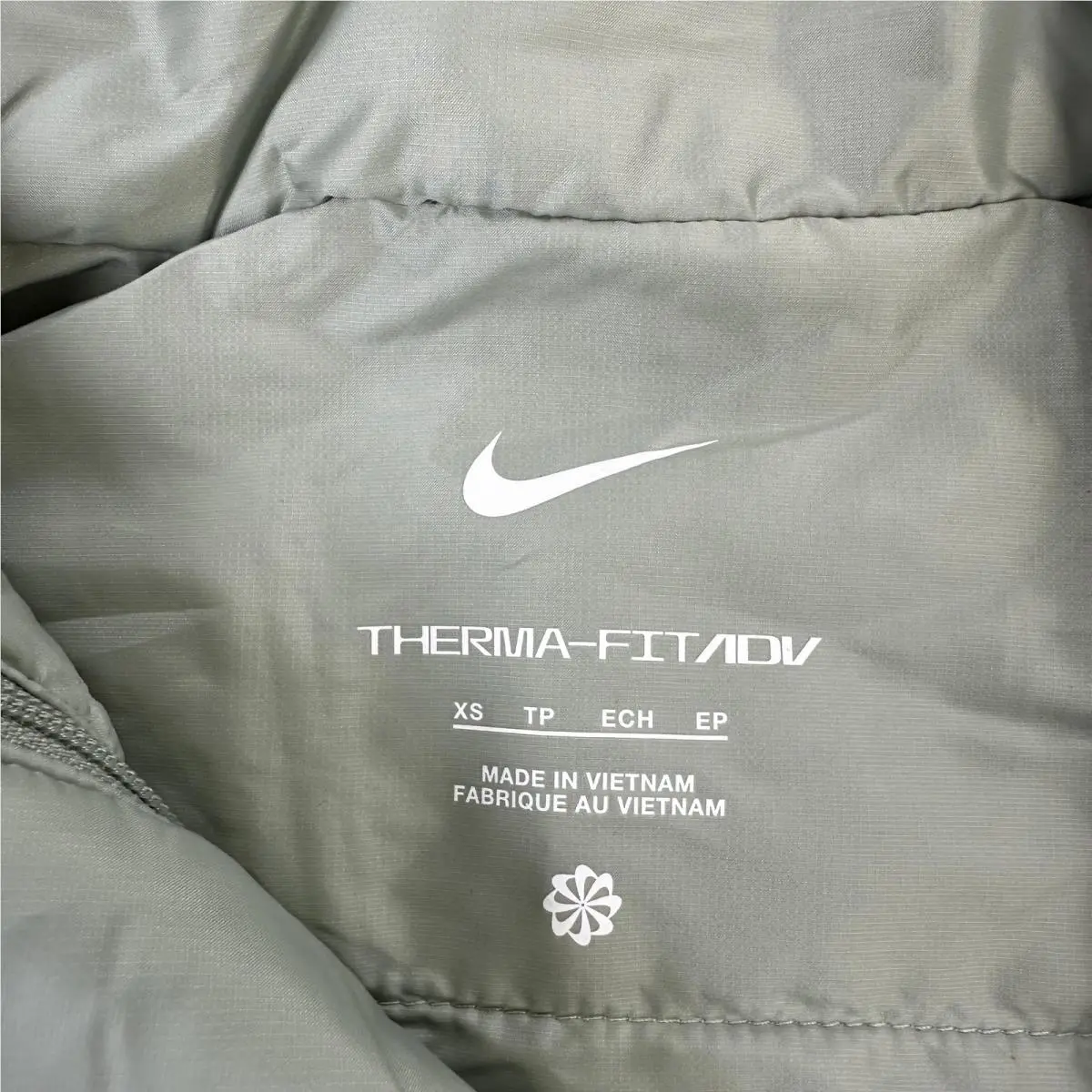 Nike clothing - Green 4