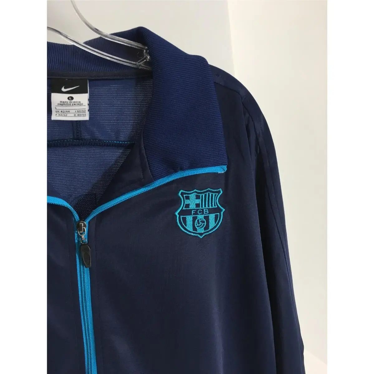 Nike clothing - Navy/teal Accents 2