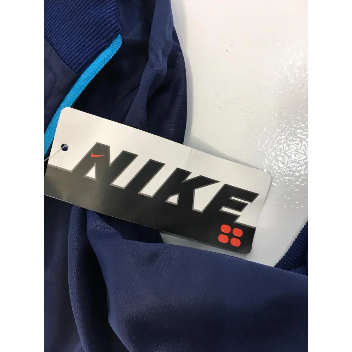 Nike clothing - Navy/teal Accents 5