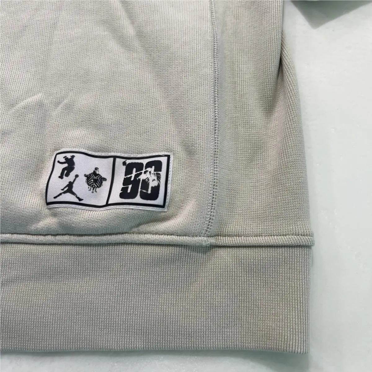 Nike clothing - Brown 6