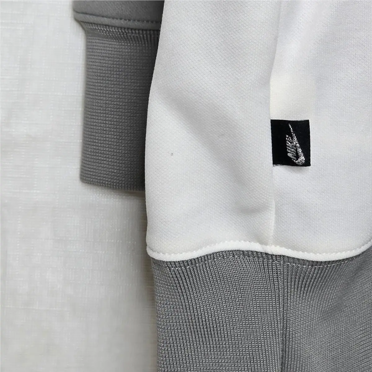 Nike clothing - White 1