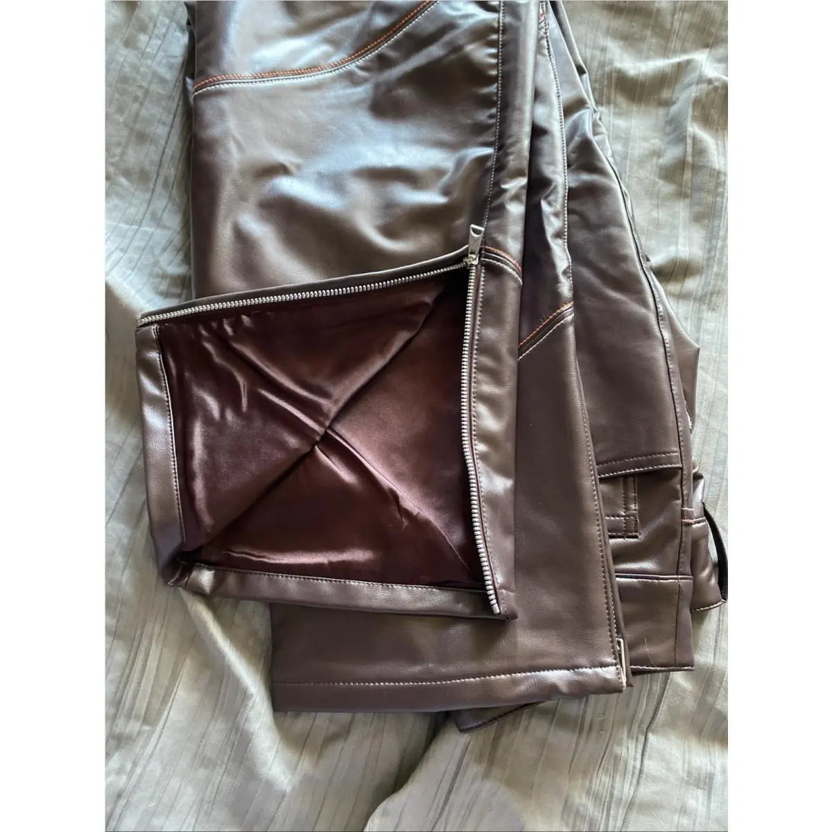 Nike clothing - Burgandy (UPC: 195867960717) 5