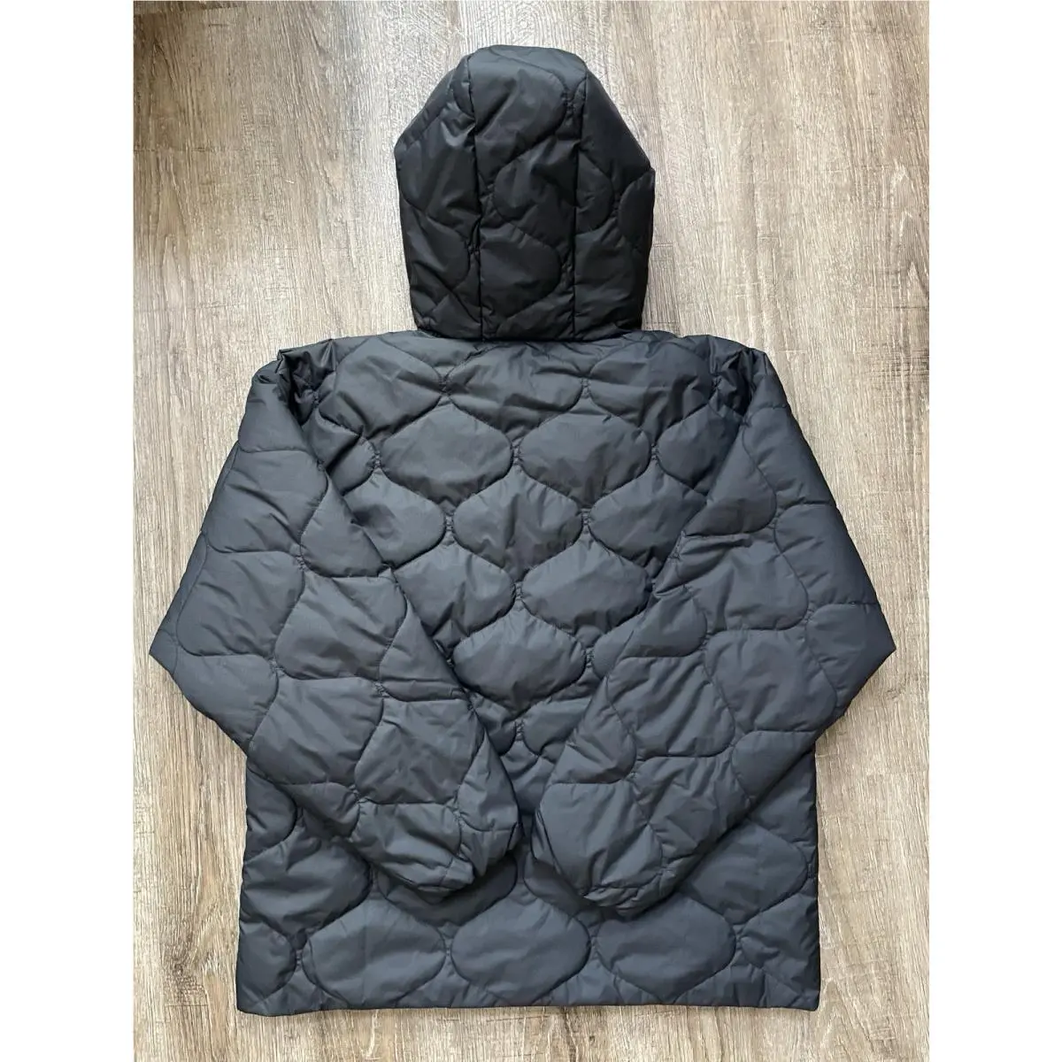 Nike clothing - Black (UPC: 0197596547504) 0