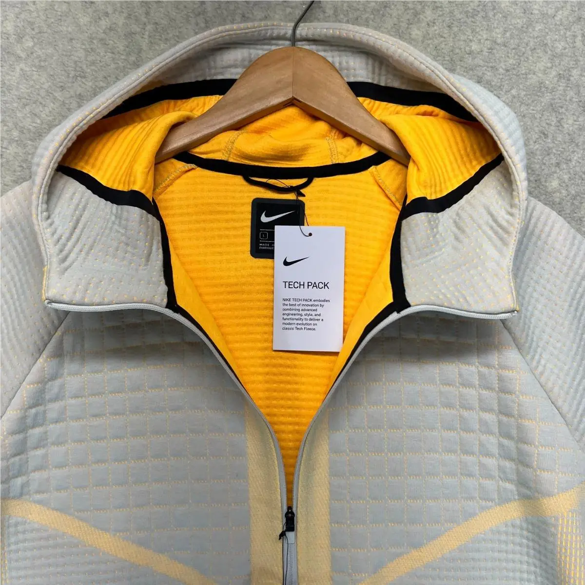 Nike clothing - Gray 2