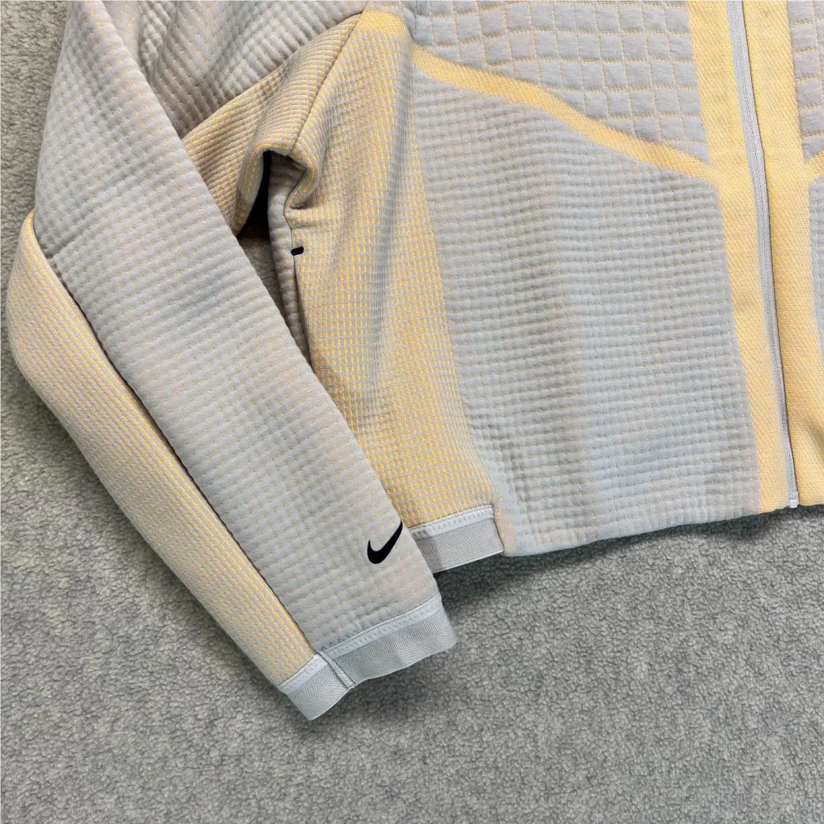 Nike clothing - Gray 3