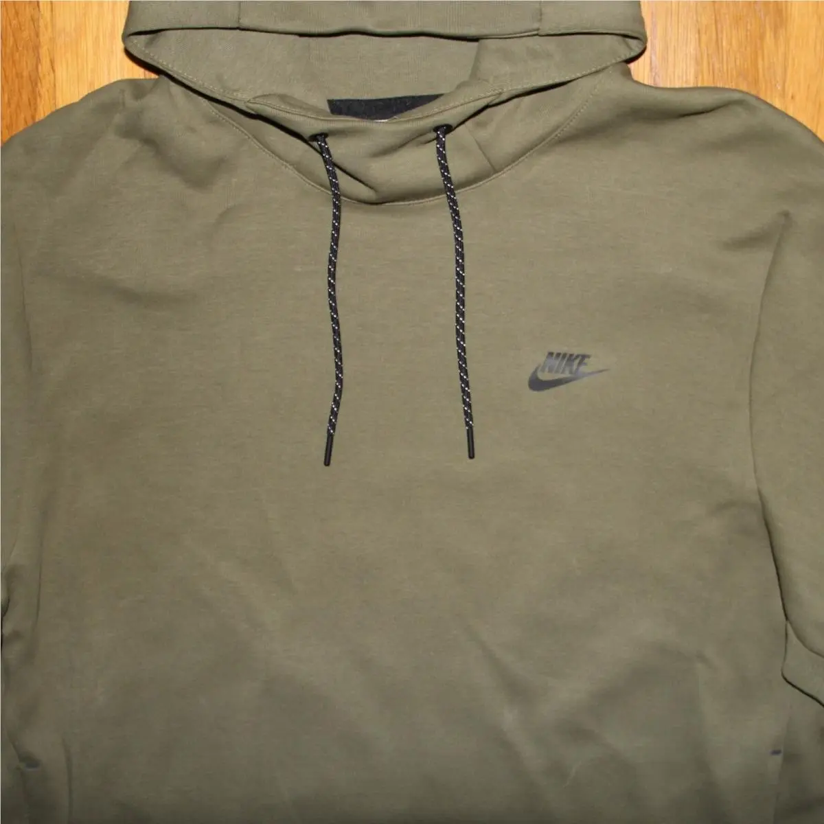 Nike clothing - DD5174-222 - DD5174-222 - Green (UPC: 195871894831) 1