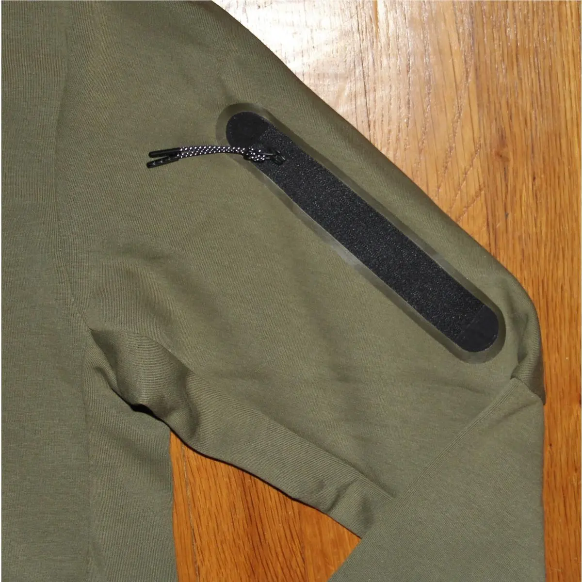 Nike clothing - DD5174-222 - DD5174-222 - Green (UPC: 195871894831) 2