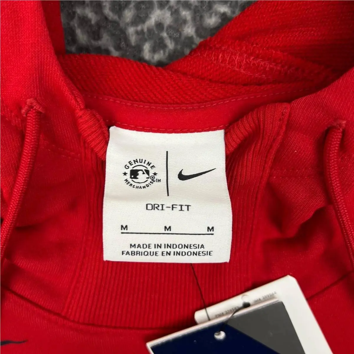 Nike clothing - Red 1