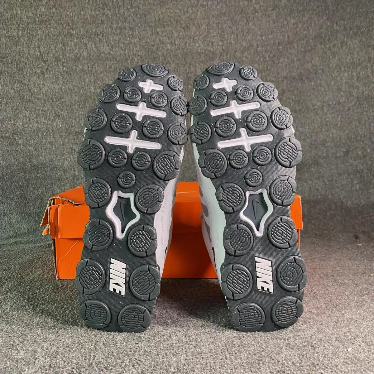 Nike shoes - Nike Reax 8 TR Mesh - White 3