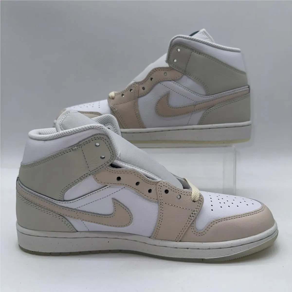 Nike shoes - Air Jordan 1 Mid SE - White 0
