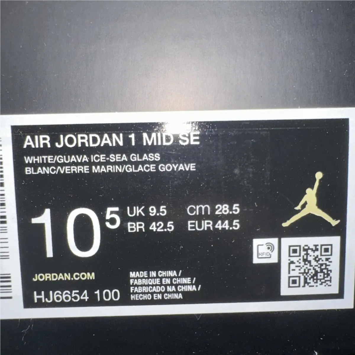 Nike shoes - Air Jordan 1 Mid SE - White 4