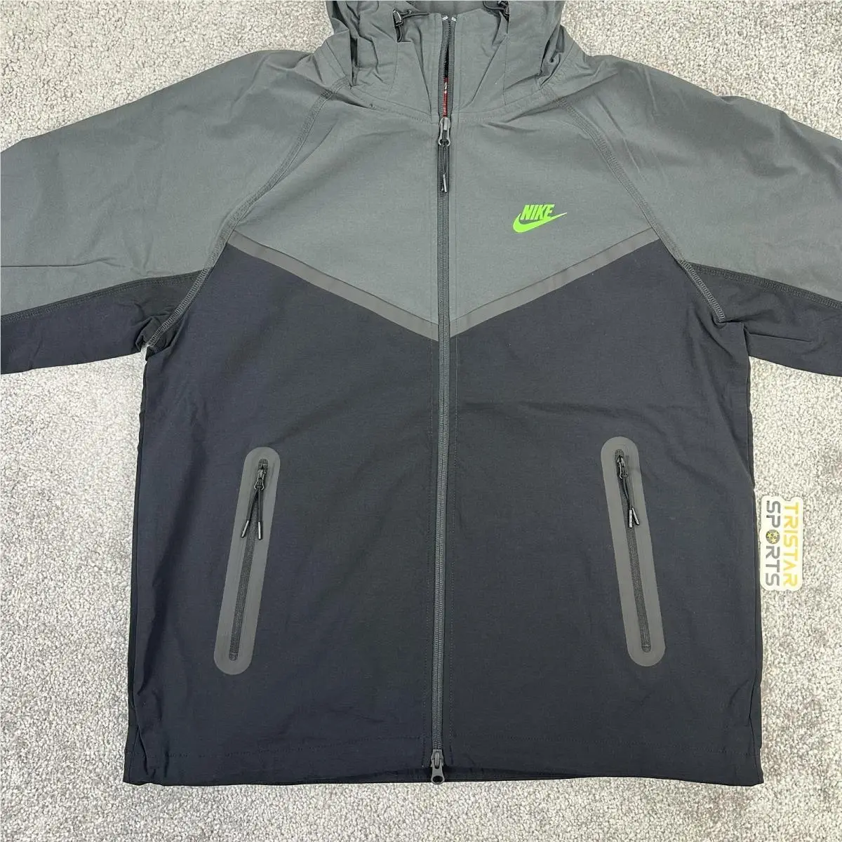 Nike clothing - Nike HM7151 - Black (UPC: 197600967908) 0