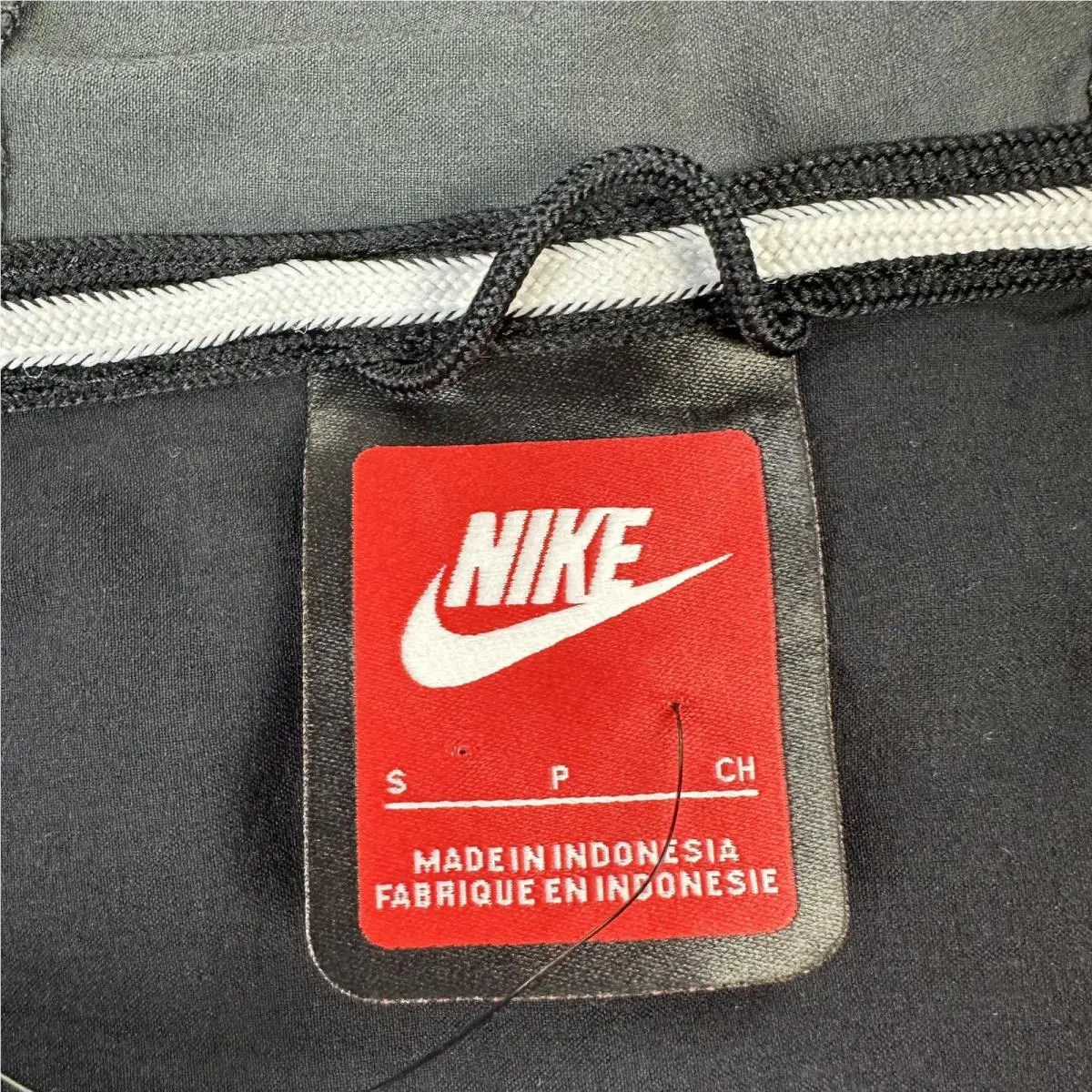 Nike clothing - Nike HM7151 - Black (UPC: 197600967908) 2