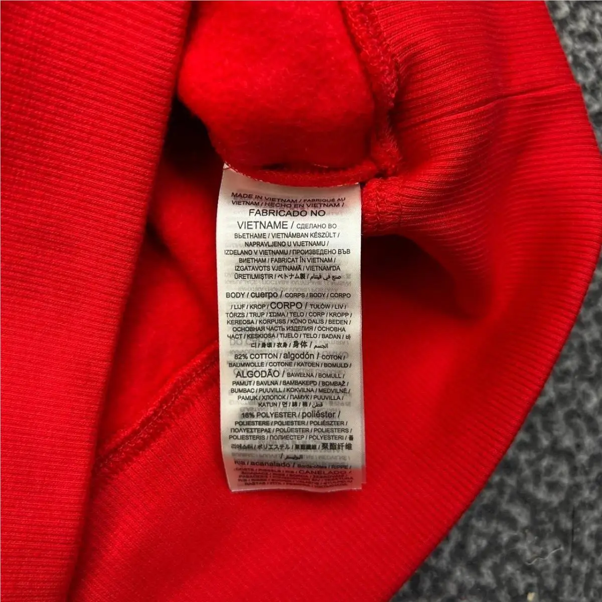 Nike clothing - Red 4