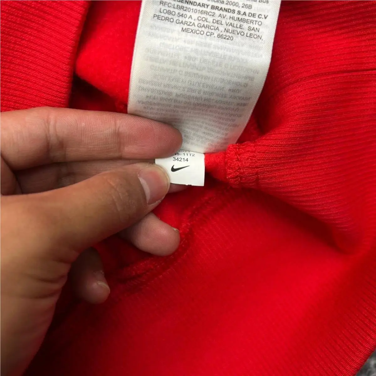 Nike clothing - Red 5